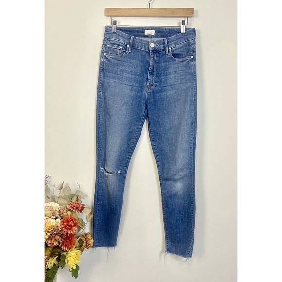 MOTHER HIGH WAISTED LOOKER ANKLE FRAY One Smart Cookie 27 - Picture 4 of 16